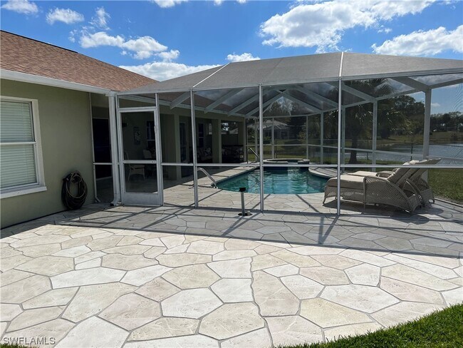 Building Photo - 711 Cherry Blossom Ct