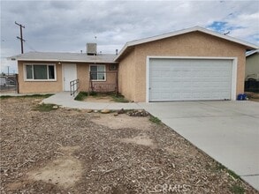 Building Photo - 36028 Dividing Line St