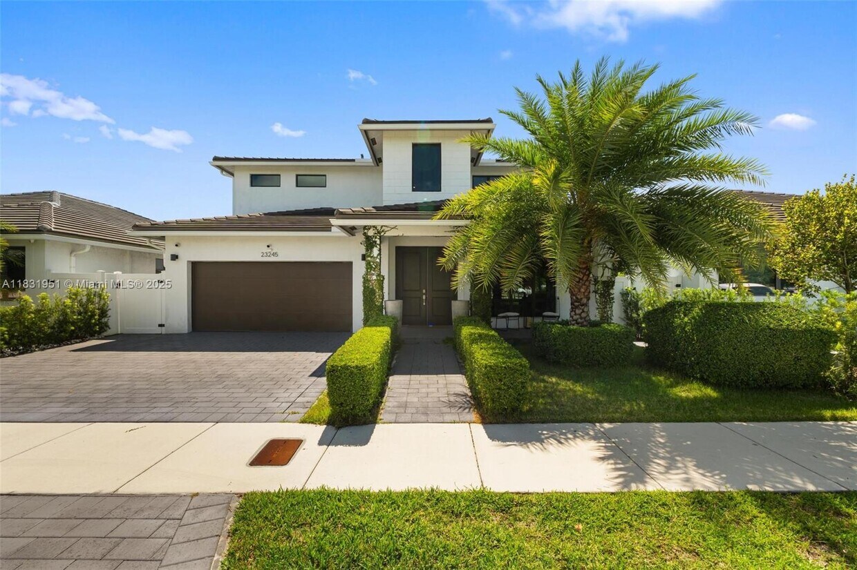Primary Photo - 23245 SW 106th Pl