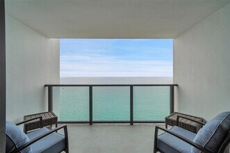Building Photo - 2301 S Ocean Dr