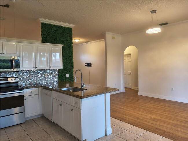 Foto del edificio - 440 SE 25th Dr