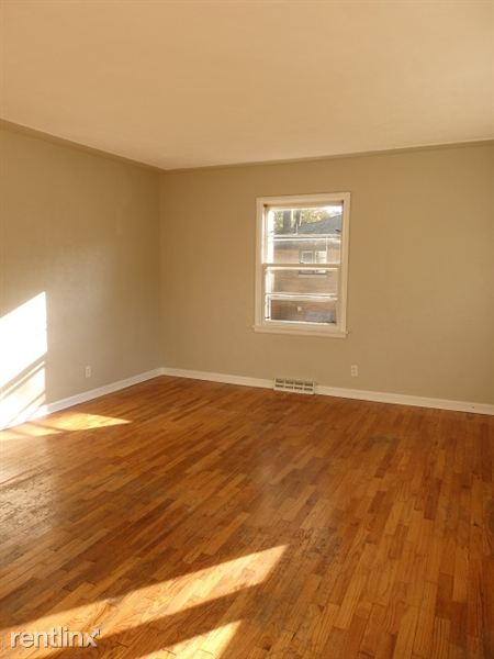 Building Photo - 1460 Lexington Ave