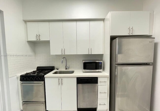 Foto del edificio - 1602 Meridian Ave