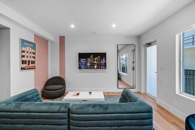 Foto del edificio - 1538 Alton Ct