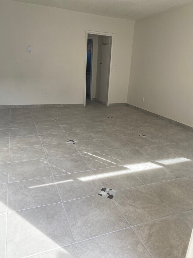 Foto principal - 11800 Kittridge St