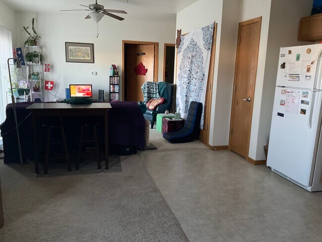 Living room from front door - 2785 Heinz Rd