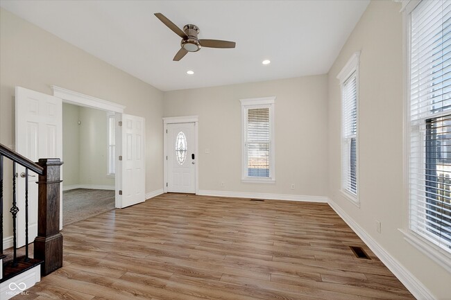 Building Photo - 916 Dawson St