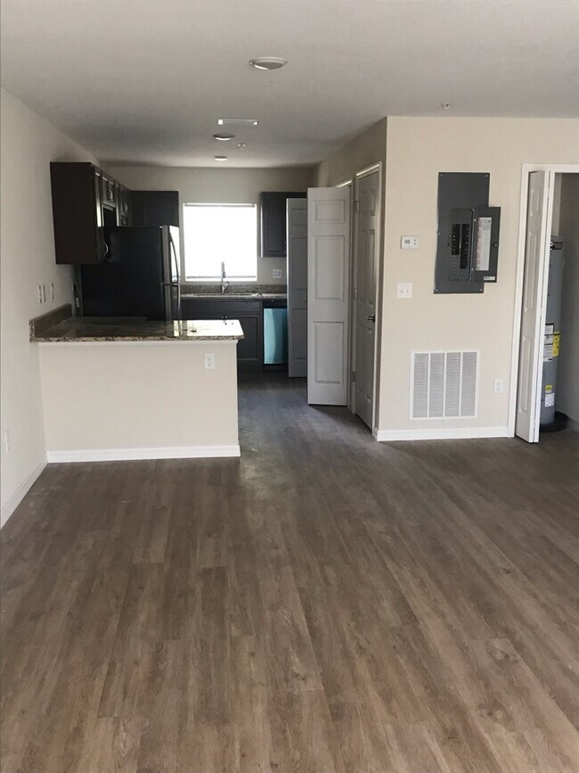 Building Photo - Beautiful brand new quad!