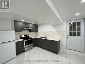 Building Photo - 111 Misty Hills Trail