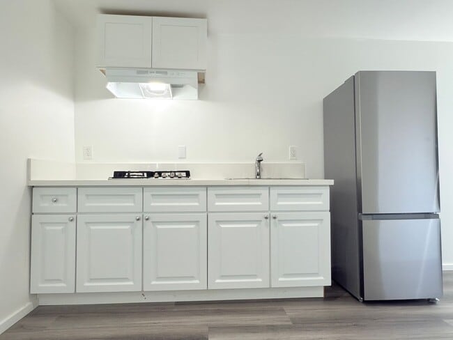 Foto del edificio - 1-Bedroom ADU – Modern Comfort & Prime Location