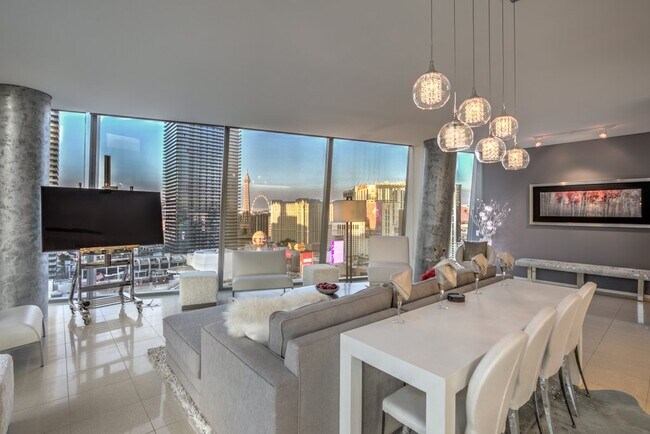 Living room - 3726 Las Vegas Blvd S