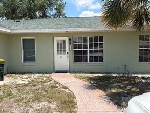 Building Photo - 5517 Granada Blvd