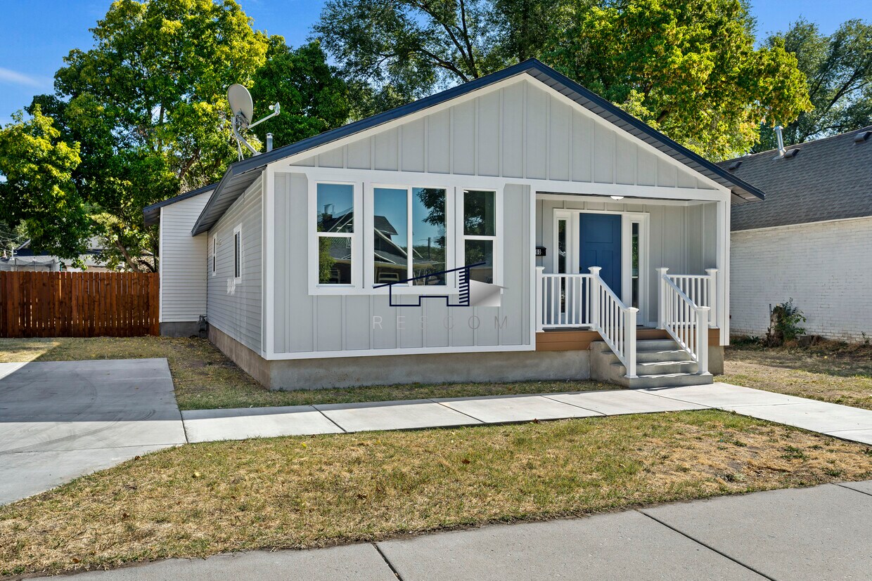 Foto principal - 2060 Jefferson Ave