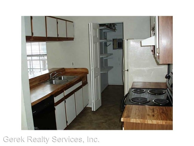 Building Photo - 4243 Thalia Station Cir