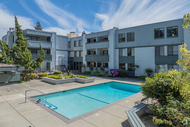 Pool - Park Place