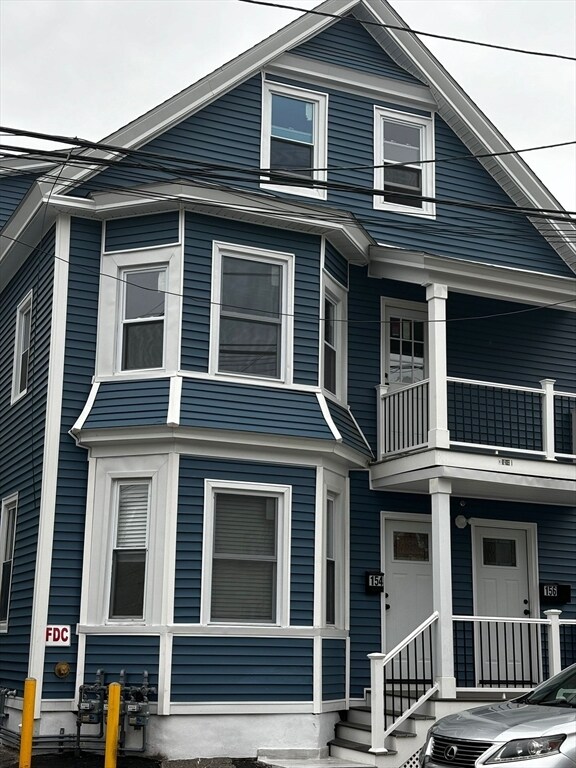 154156156 Willow St Unit 2, Lawrence, MA 01841 Room for Rent in