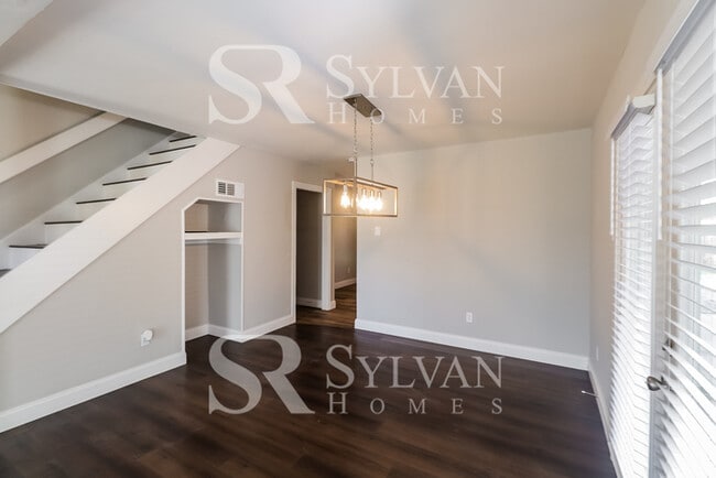 Foto del edificio - Life Just Got Better!