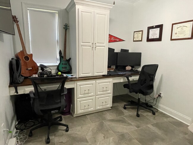 Foto del edificio - 102 Spring Cypress Dr