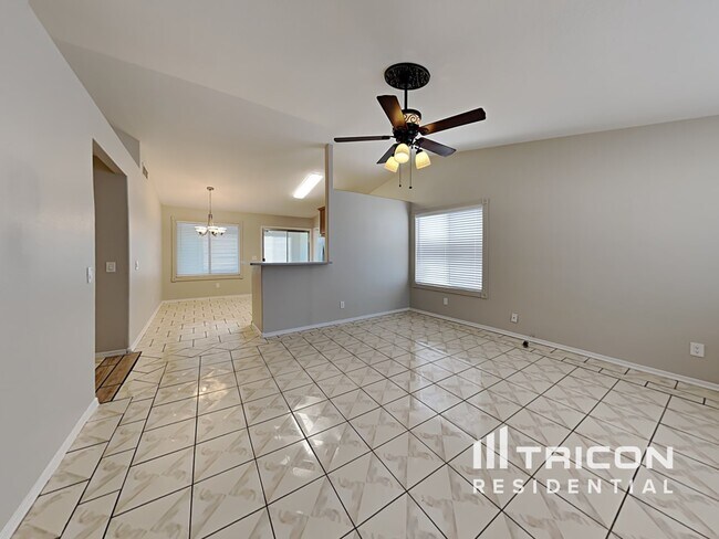 Foto del edificio - 423 E Laredo St