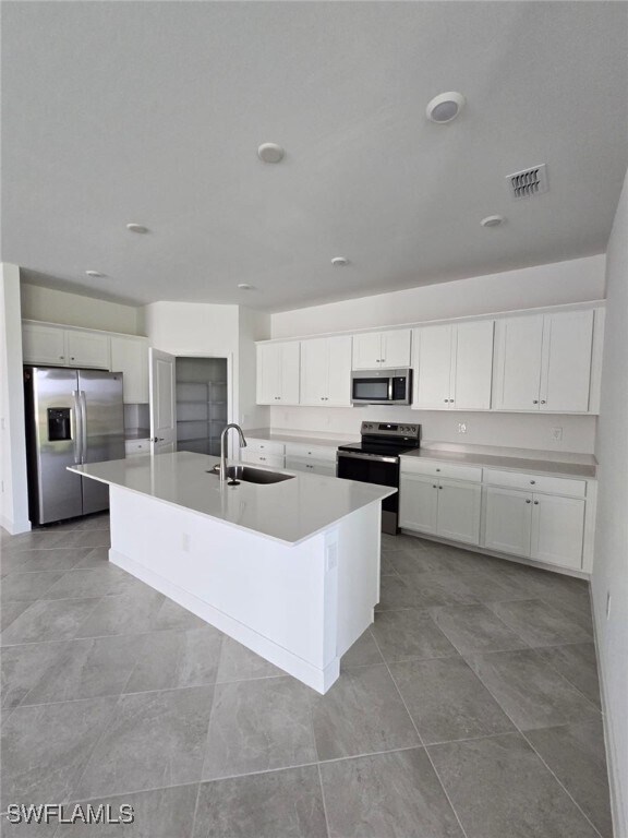 Building Photo - 2995 Willow Ridge Ct