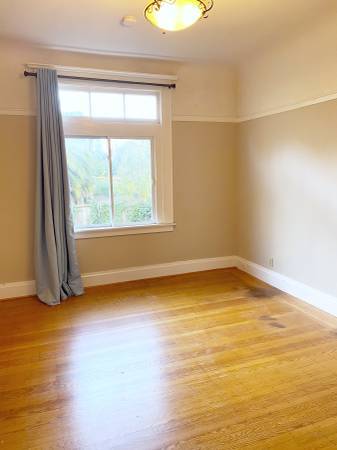 Bedroom 1, Sunny outlook! - 333 Webster St