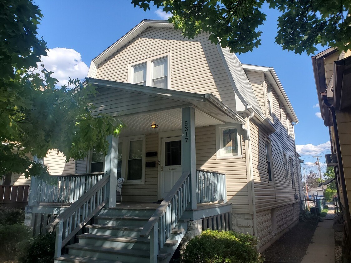 Primary Photo - 5317 N Manila Ave