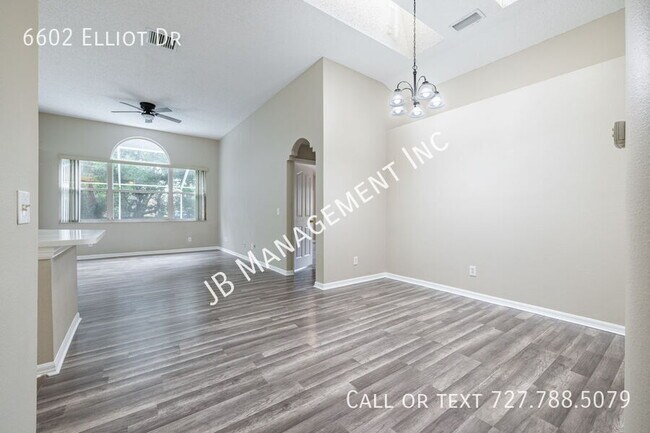 Foto del edificio - 6602 Elliot Dr