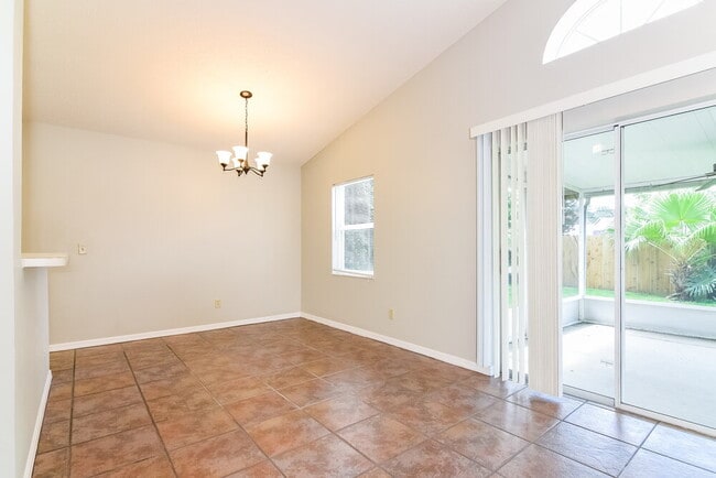 Building Photo - 704 Sand Ridge Dr