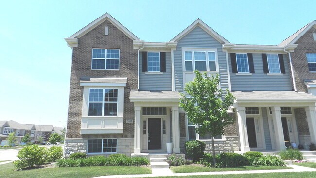 Building Photo - 2817 Henley Ln