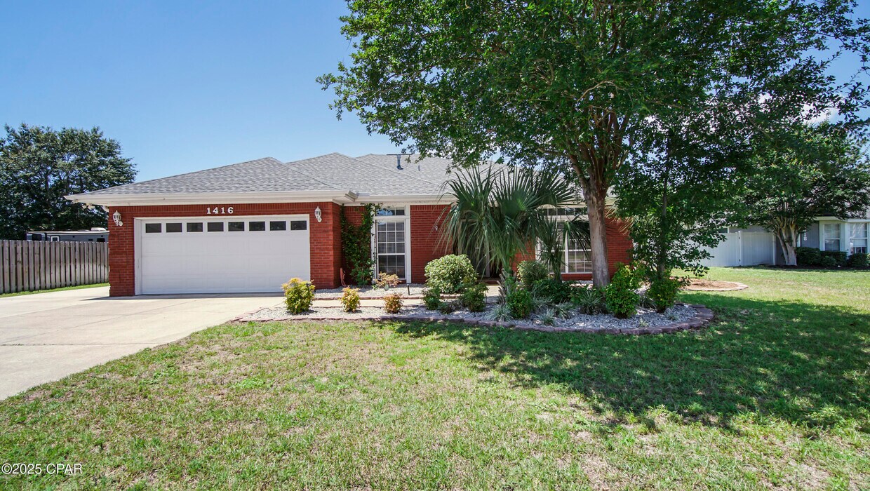 Foto principal - 1416 Inverness Rd