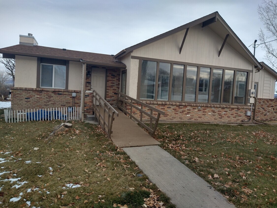 3250 B 1/2 Rd, Grand Junction, CO 81503 House Rental in Grand