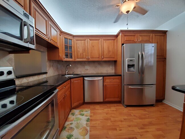 Building Photo - 2805 Casita Way