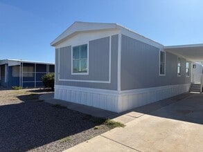 Building Photo - 2650 W Union Hills Dr
