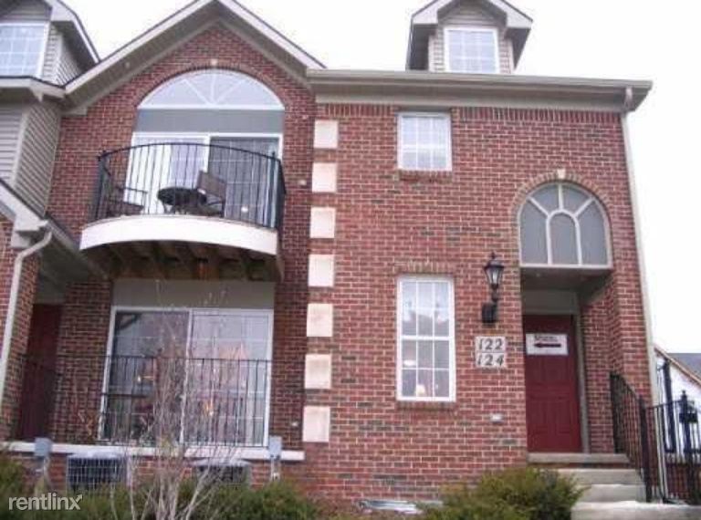 Foto principal - 122 W Oakbrook Dr