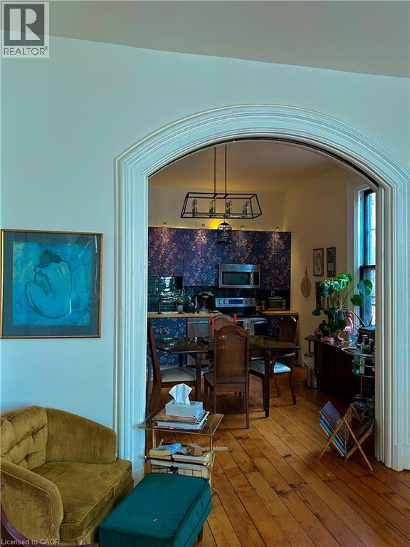 Photo du bâtiment - 43 Pearl St S