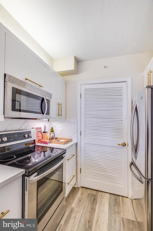 Foto del edificio - 631 D St NW