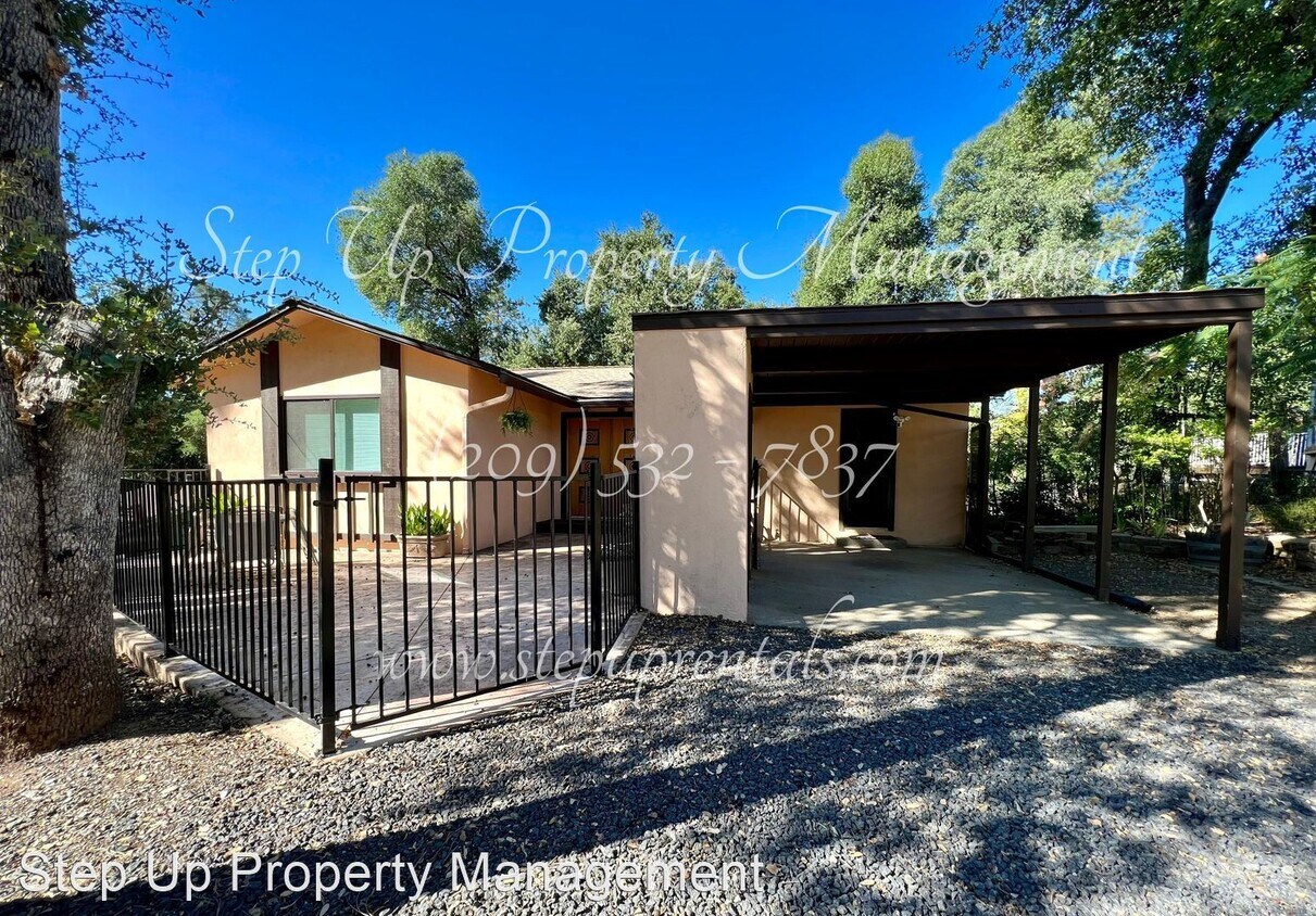 Primary Photo - 2 br, 1 bath House - 21848 El Coyote Dr