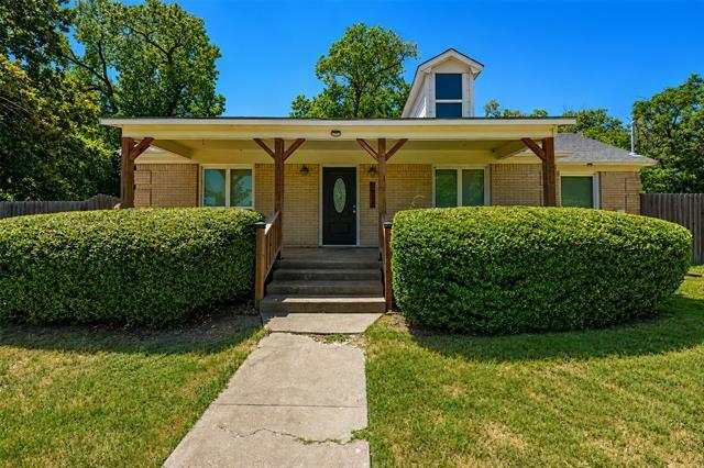 Building Photo - 1701 Brook Hollow Dr