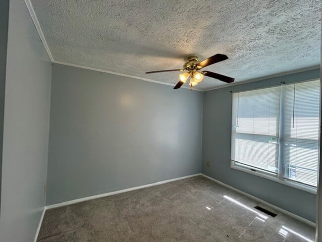 Building Photo - 1451 Misty Lake Ct