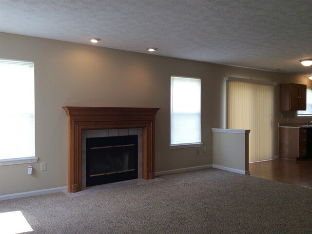 Foto del edificio - 6446 Waterloo Ln