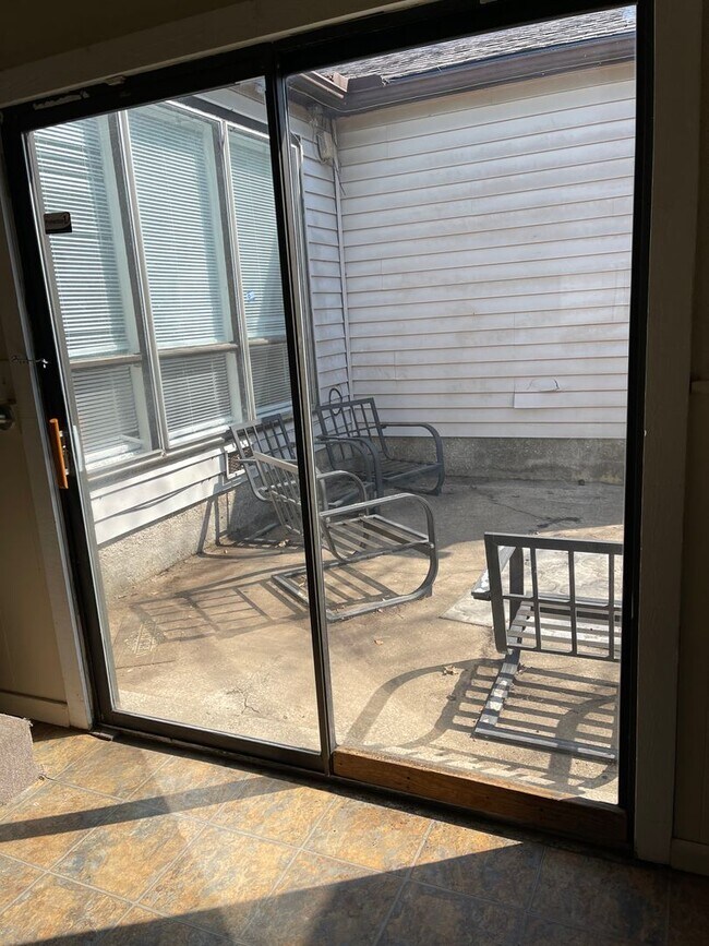 Foto del edificio - Newly Updated Midtown Beauty!