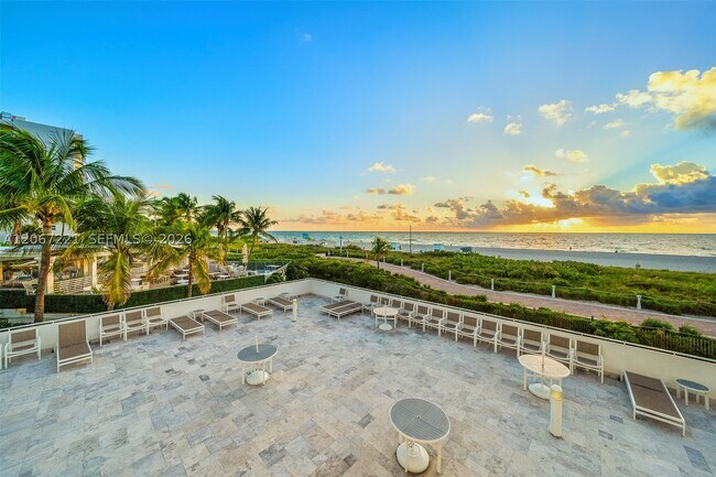 Building Photo - 401 Ocean 318