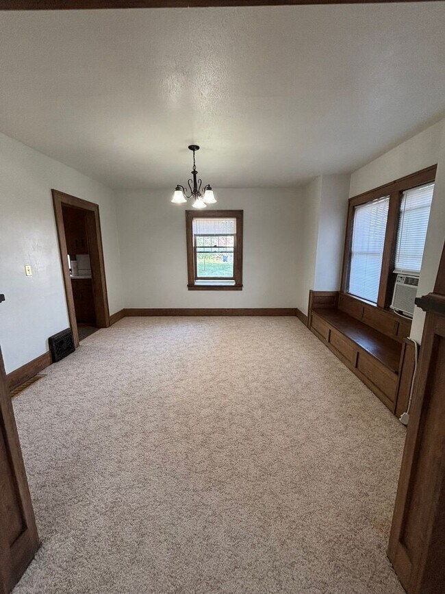 Foto del edificio - 3 BED | 1 BATH | HOME | WEST RAPID