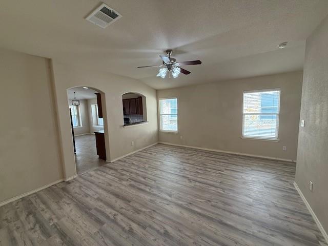 Building Photo - 1215 Logan Dr