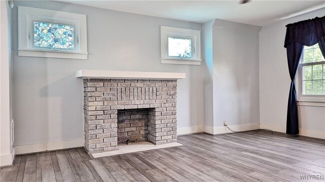 Foto del edificio - 81 Knox Ave