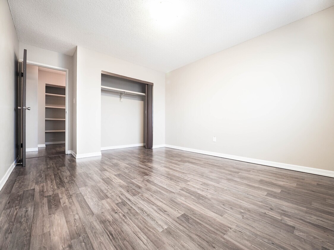 Building Photo - Ridgewood Park