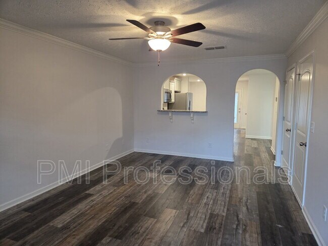 Foto del edificio - 1709 Calypso Dr