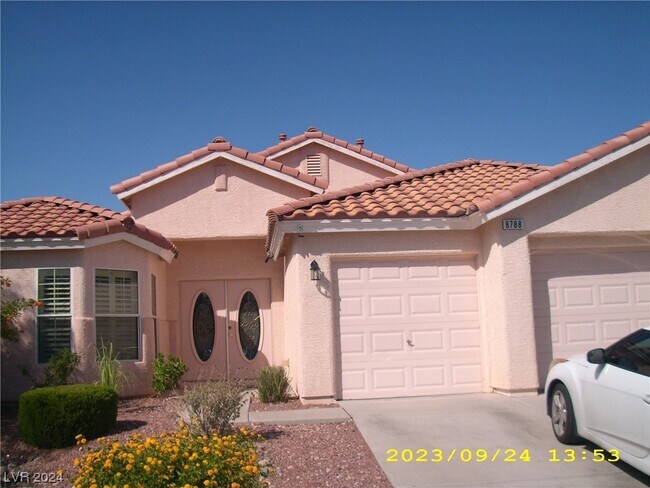 Foto del edificio - 8788 Rio Grande Falls Ave