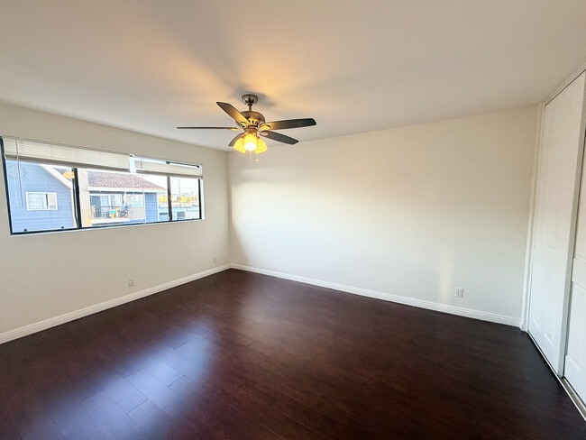 Building Photo - 7305 Milwood Ave