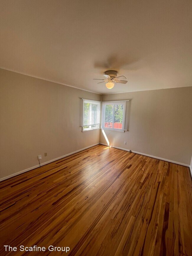Foto del edificio - 3 br, 1 bath House - 710 Guildford Ave